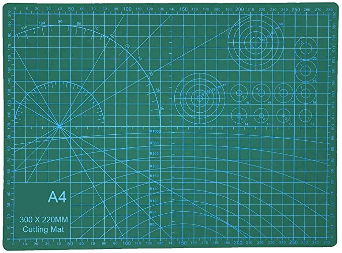 Y-SPACE 커터 매트 A4 커팅 매트 3 층 시트 구조 양면 인쇄 상처 자동 유합 기능 300 × 220mm × 3mm 그린 아 4